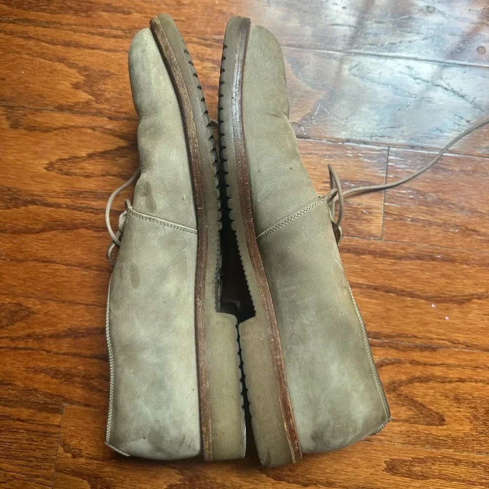 Salvatore Ferragamo Men's Suede Chukka Boots in Olive Taupe